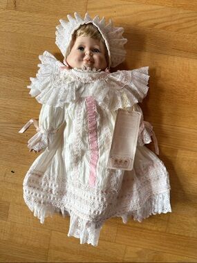Vintage Cracker Barrel 3 face porcelain doll